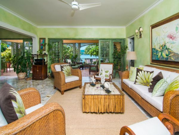 Jamaica Home 960422