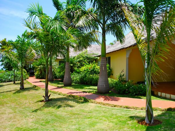 Jamaica Home 960426
