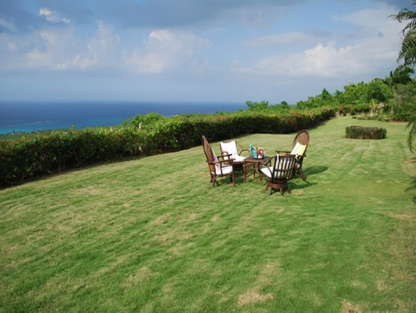 Jamaica Home 960428