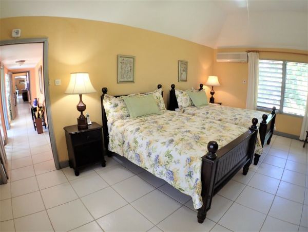 Jamaica Home 960428