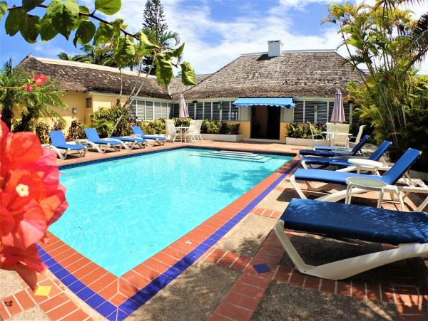 Jamaica Home 960428