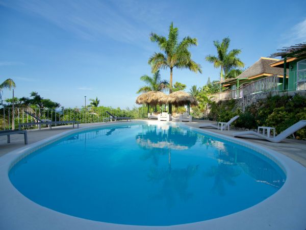 Jamaica Home 960434