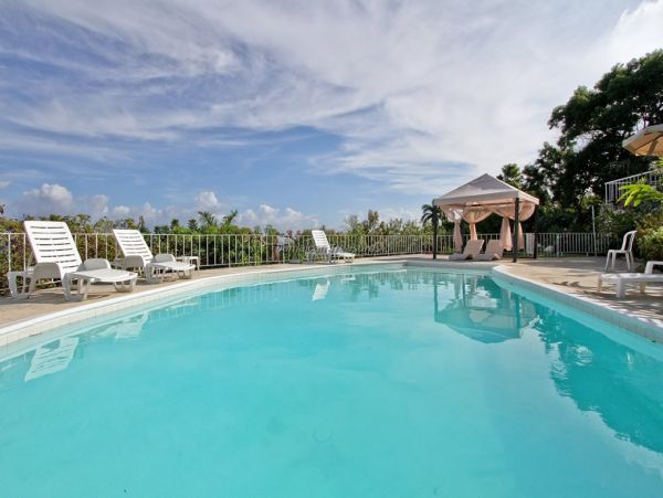 Jamaica Home 960434