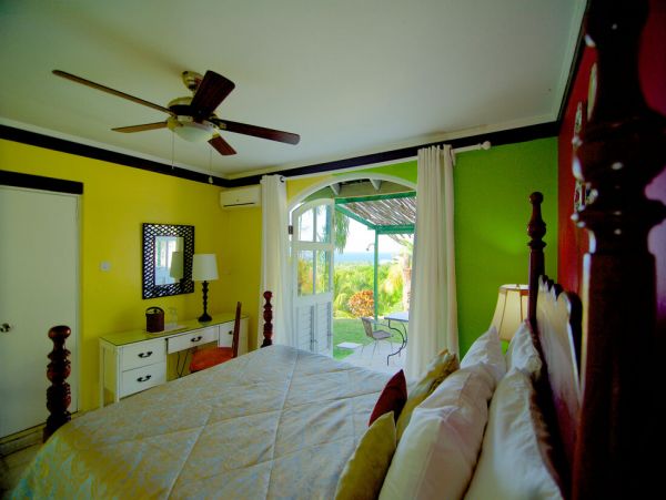 Jamaica Home 960436