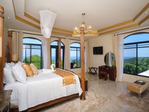 Jamaica Home 960440