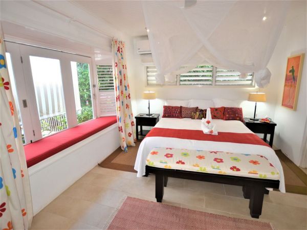 Jamaica Home 960442