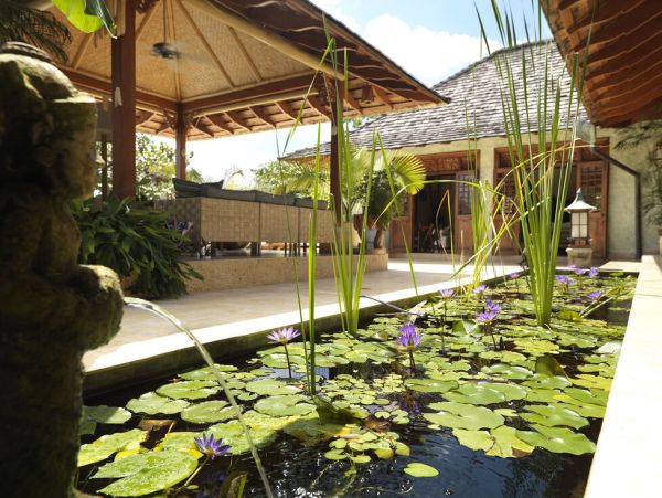 Jamaica Home 960447