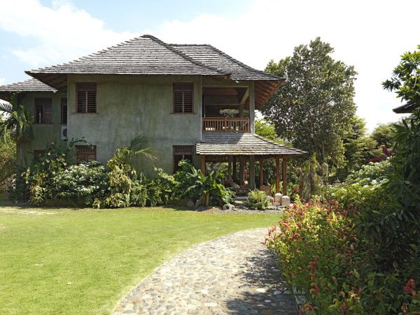 Jamaica Home 960447