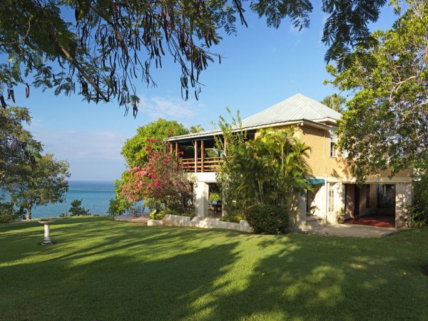 Jamaica Home 960448