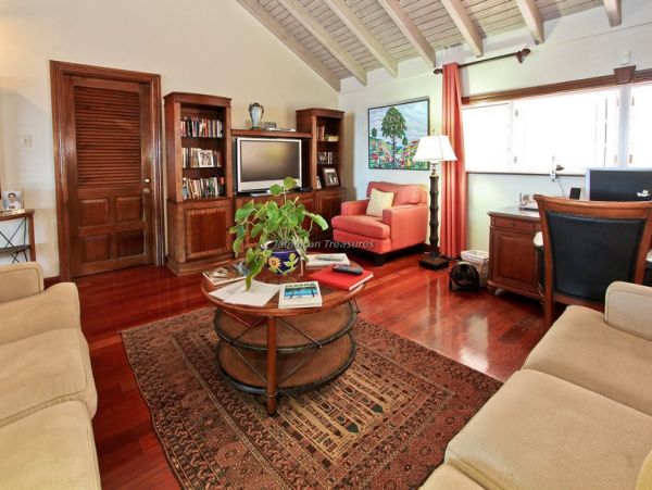 Jamaica Home 960449