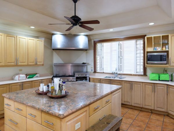Jamaica Home 960458