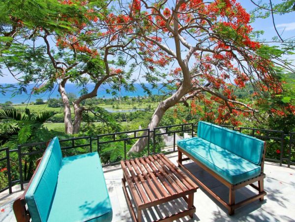 Jamaica Home 960459