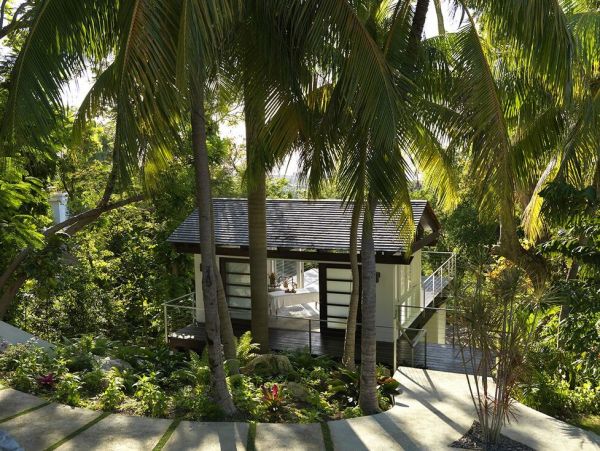 Jamaica Home 960461