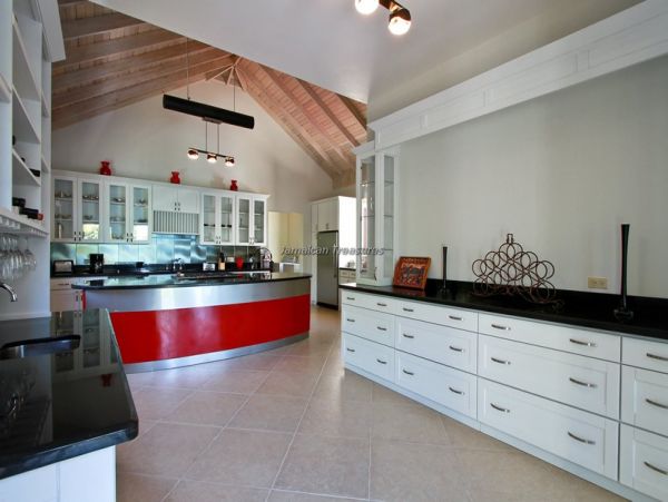 Jamaica Home 960463