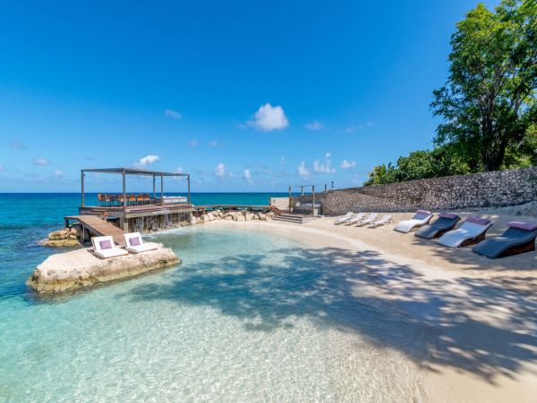 Jamaica Home 960472