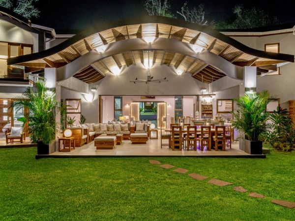 Jamaica Home 960472