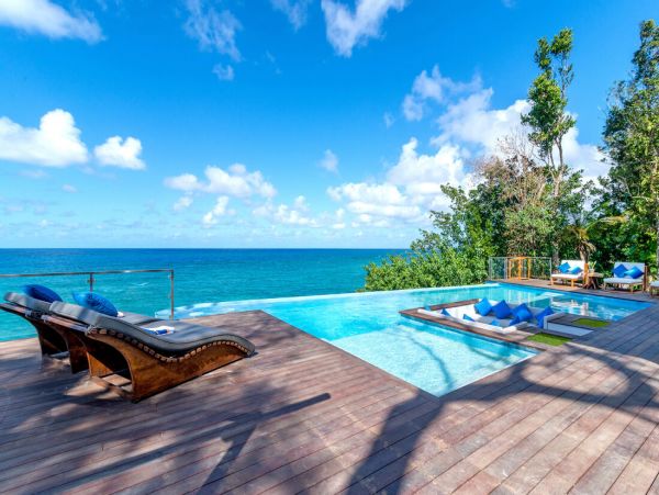 Jamaica Home 960472
