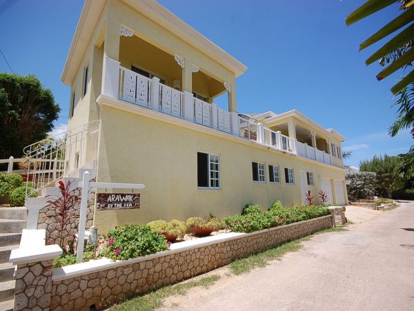 Jamaica Home 960474