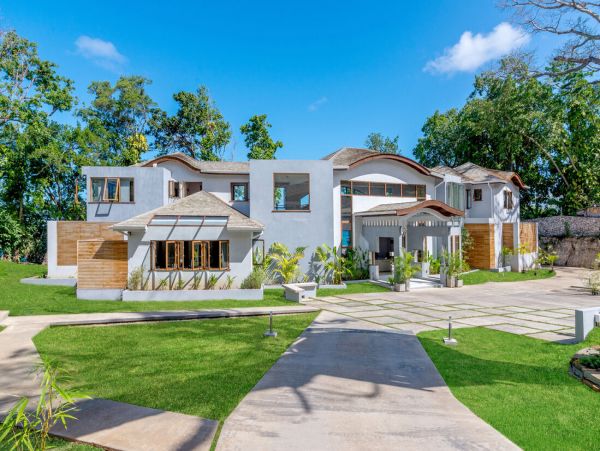Jamaica Home 960475