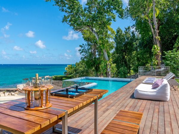 Jamaica Home 960475