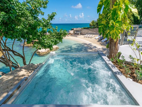 Jamaica Home 960475