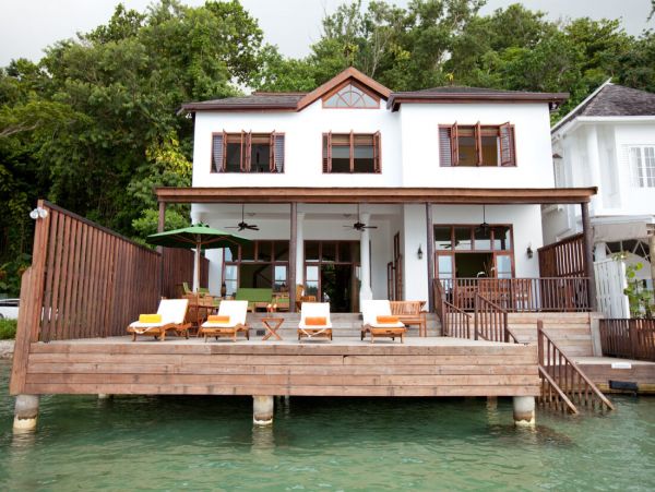 Jamaica Home 960480