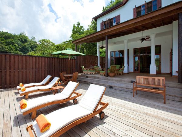 Jamaica Home 960480