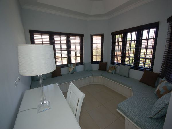 Jamaica Home 960481