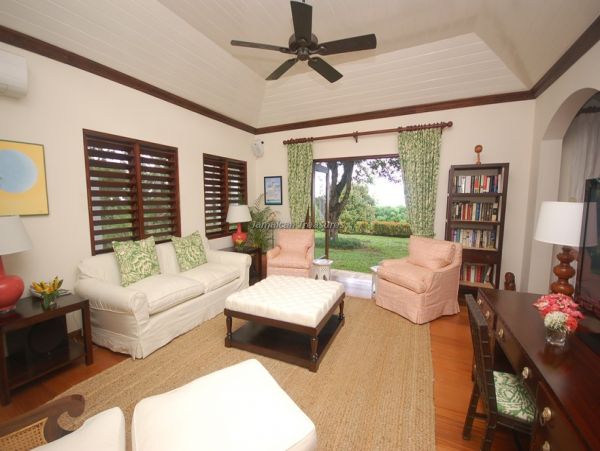 Jamaica Home 960483