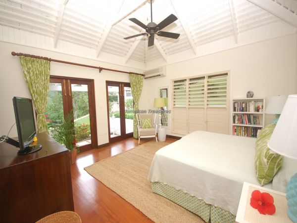 Jamaica Home 960483