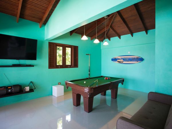 Jamaica Home 960501