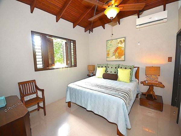 Jamaica Home 960501