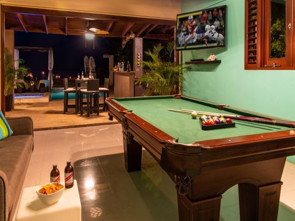 Jamaica Home 960501