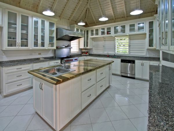 Jamaica Home 960503