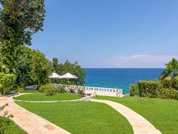 Jamaica Home 960506