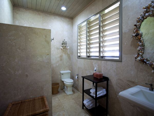 Jamaica Home 960507