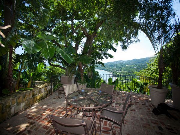Jamaica Home 960507