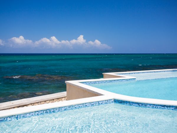 Jamaica Condo 960509