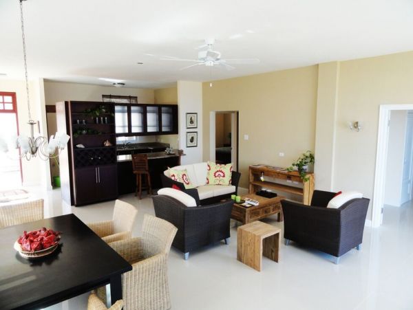 Jamaica Condo 960509