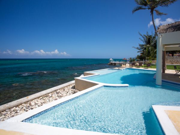 Jamaica Condo 960509
