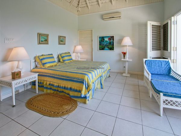 Jamaica Home 960512