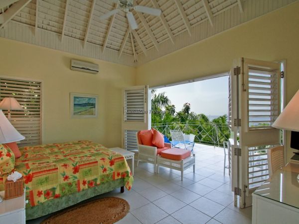 Jamaica Home 960512