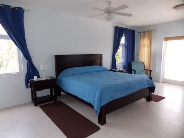 Jamaica Home 960514