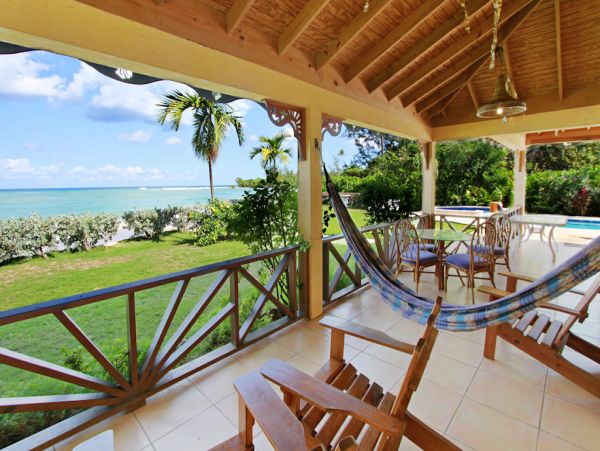 Jamaica Home 960516