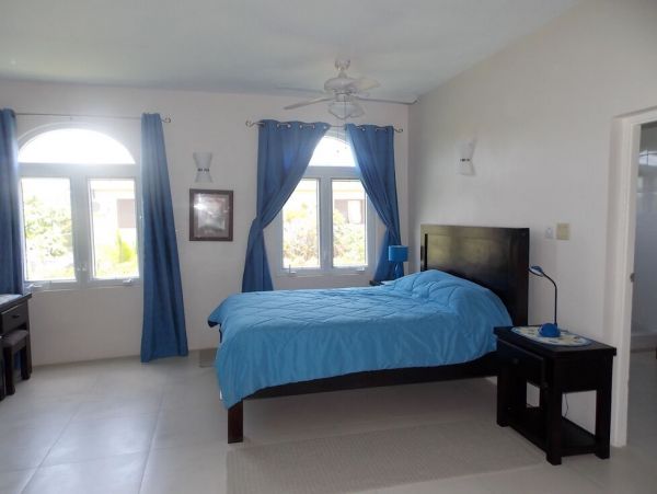 Jamaica Home 960517