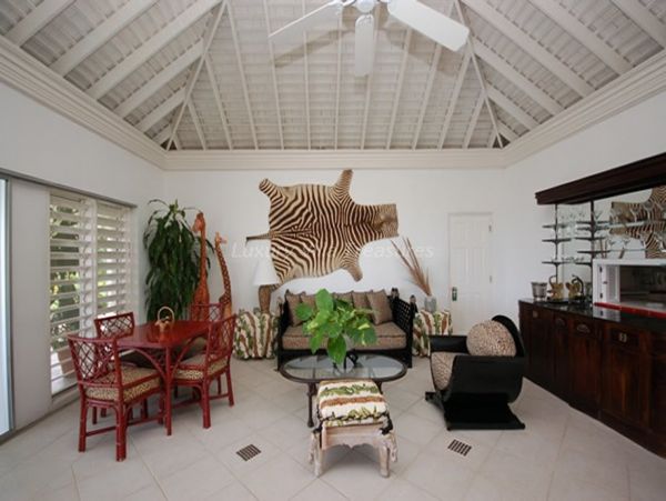 Jamaica Home 960520