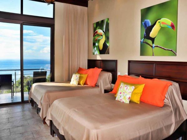 Stunning Vacation Villa with Infinity Pool & Ocean Views