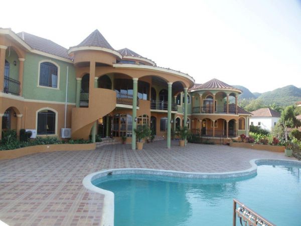Jamaica Home 960524