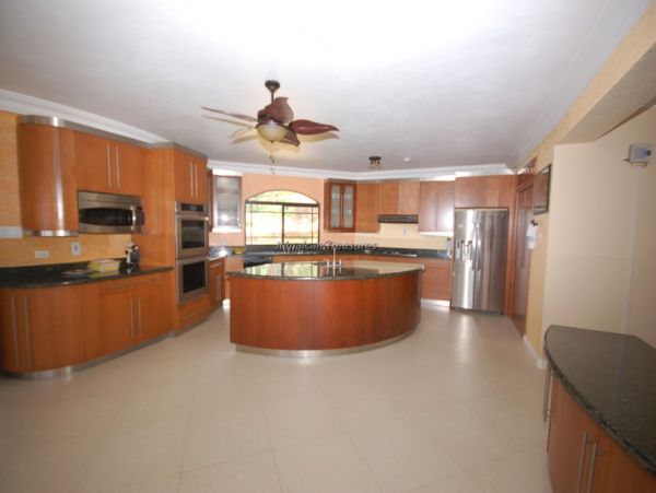 Jamaica Home 960524
