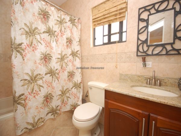 Jamaica Home 960524